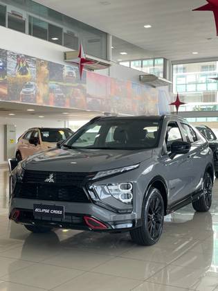 MITSUBISHI ECLIPSE CROSS 1.5 MIVEC TURBO GASOLINA HPE BLACK CVT MITSUBISHI ECLIPSE CROSS 1.5 MIVEC TURBO GASOLINA HPE BLACK CVT